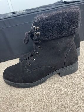 Black US 8 Lace-Up Faux Fur Suede Ankle Boots